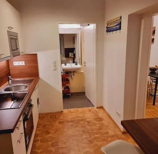 Sissi Royal - Inner 4 Bedroom דירה