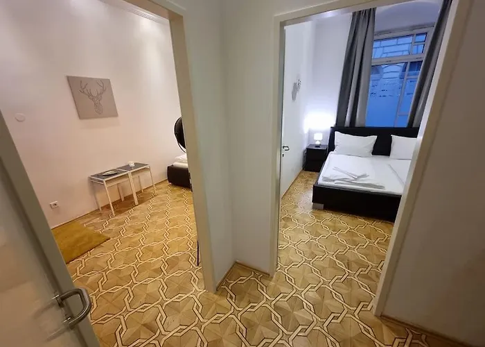 Sissi Royal - Inner 4 Bedroom דירה *