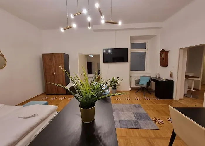 דירה Sissi Royal - Inner 4 Bedroom *