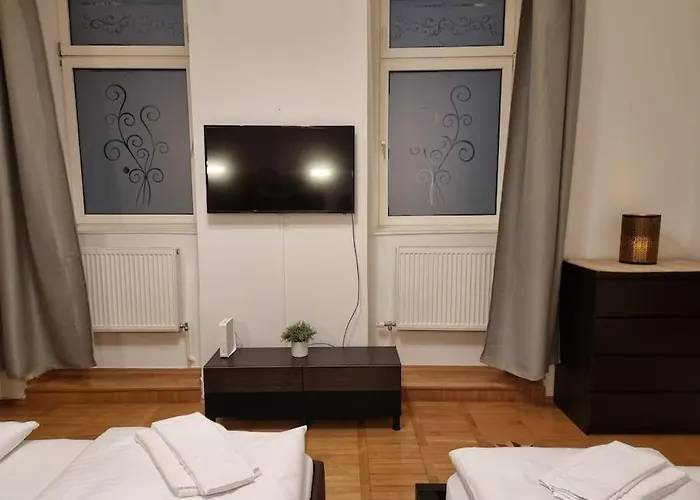 Sissi Royal - Inner 4 Bedroom דירה וינה